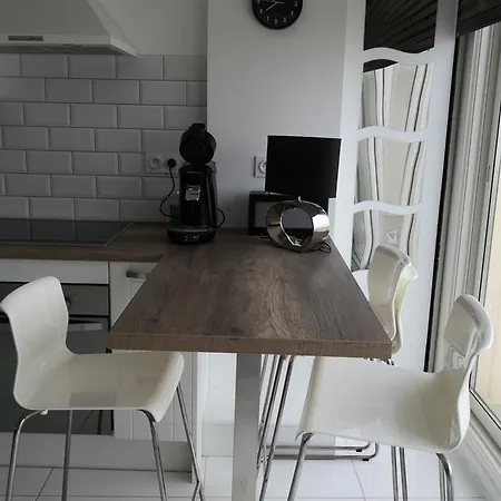 Apartment Heliopolis D3 *
